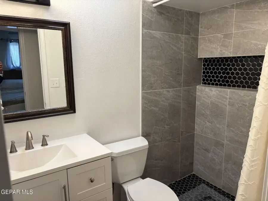 10621 Springwood Drive #A, El Paso, TX 79935 - #2