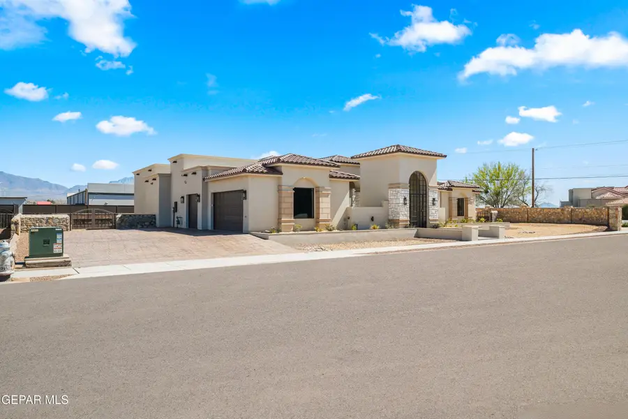 6400 Cadence River, El Paso, TX 79932 - #3