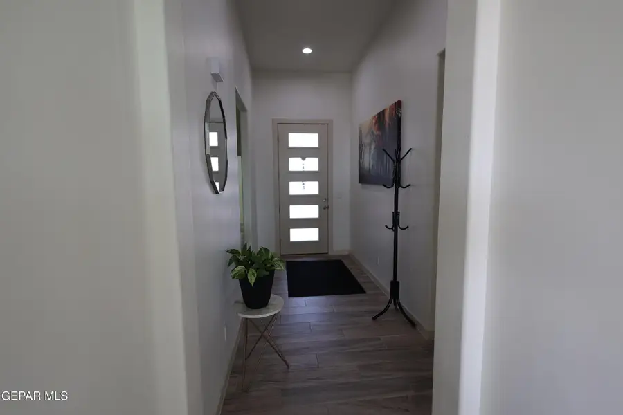 7776 Enchanted Park Drive, El Paso, TX 79911 - #3