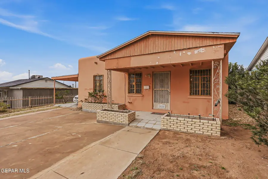 2528 Mckinley Avenue, El Paso, TX 79930 - #2