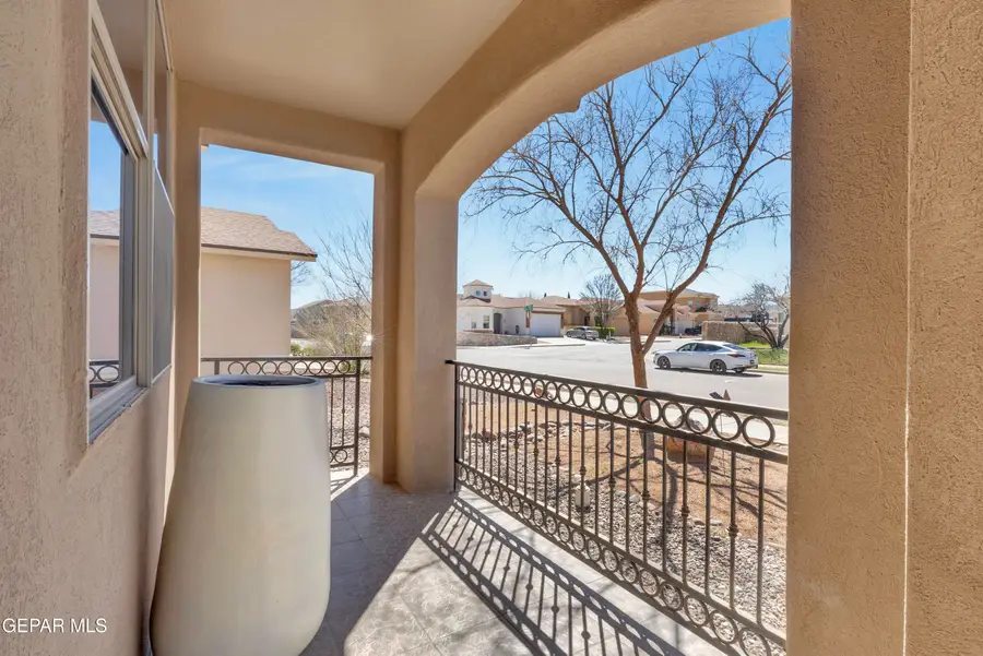 11512 Robert Lennox Drive, El Paso, TX 79934 - #3