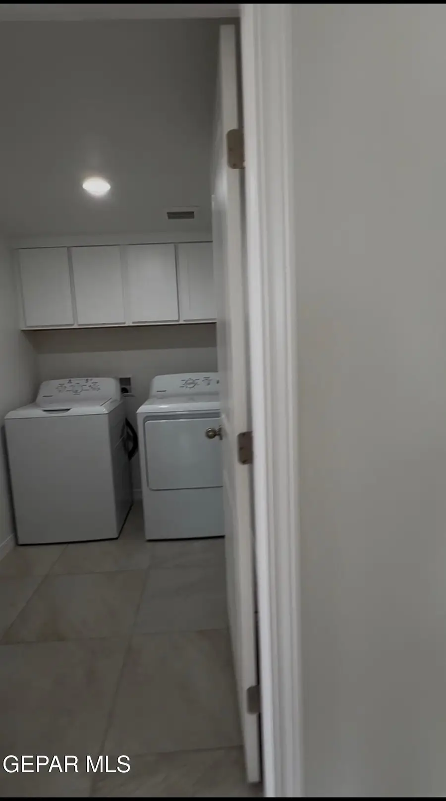 416 Josefa Cerezerez Street, Vinton, TX 79821 - #2