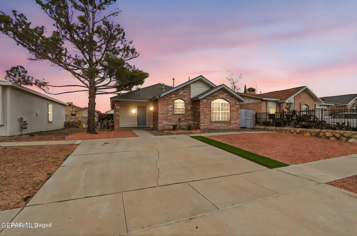 12104 Tower View Drive, El Paso, TX 79936 - #1