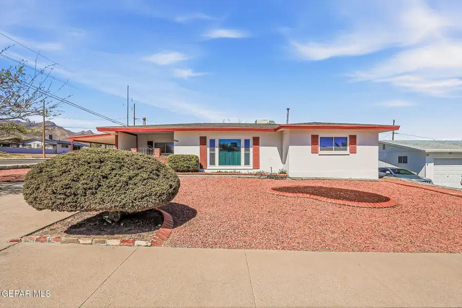 4001 Volcanic Avenue, El Paso, TX 79904 - #3