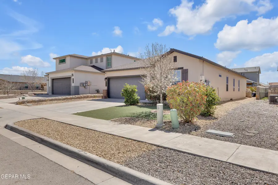 12264 Desert Palms Avenue, El Paso, TX 79938 - #2