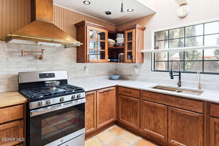 4953 Vista Grande Circle, El Paso, TX 79922 - #3