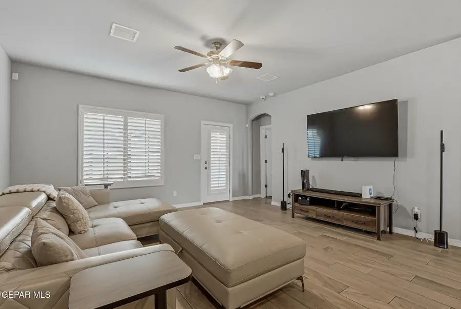 4064 Desert Nomad Drive, El Paso, TX 79938 - #2