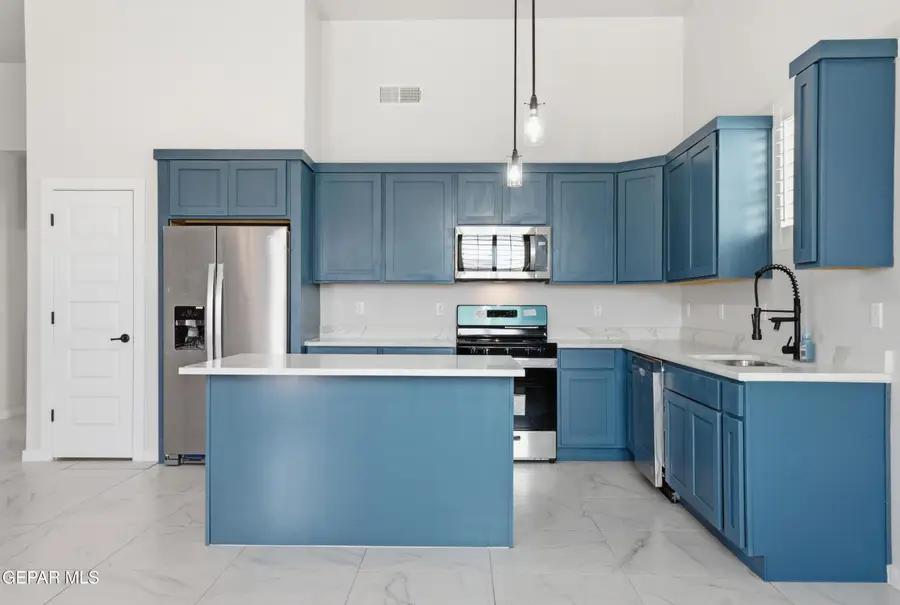 13840 Paseo Celeste Drive, Horizon City, TX 79928 - #3