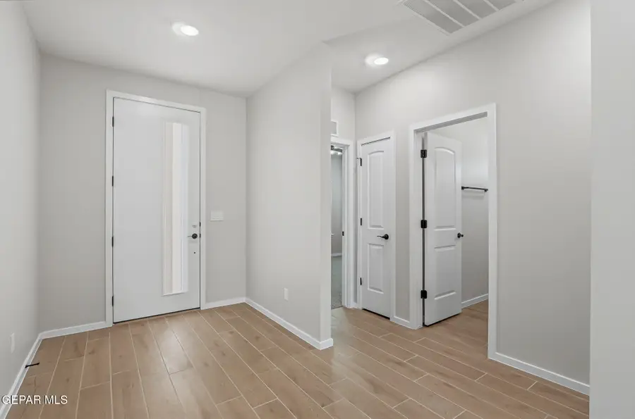 12701 Fredericksberg Avenue, El Paso, TX 79928 - #2