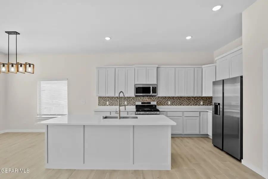 8409 Phil Place, Vinton, TX 79821 - #3