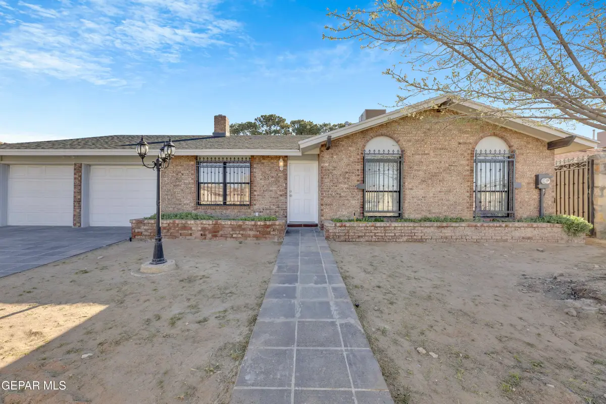 1620 Bert Green Drive, El Paso, TX 79936 - #1
