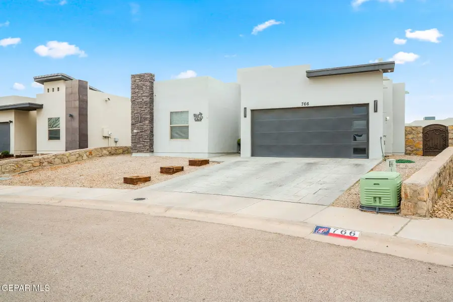 766 Ovington Road, El Paso, TX 79928 - #2