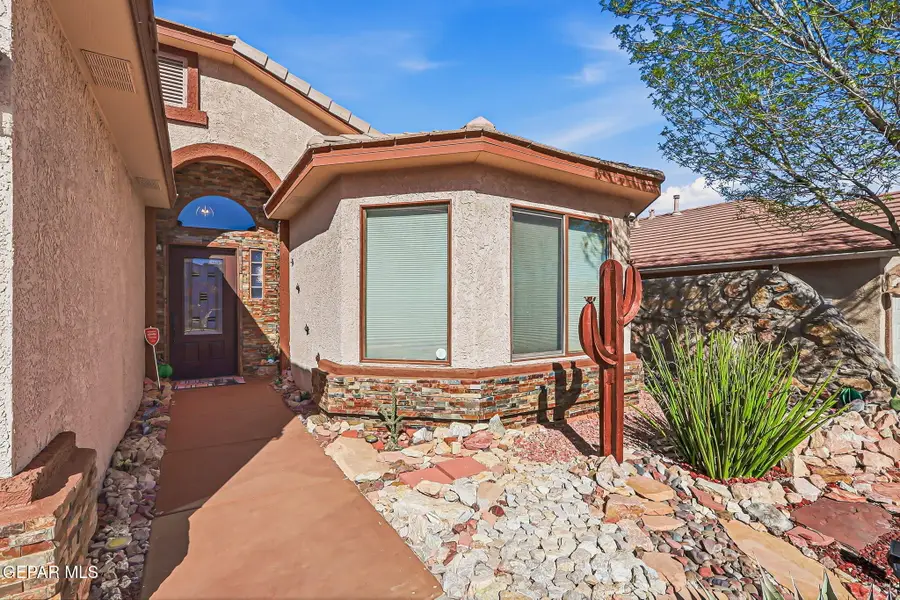 2519 Silver Hawk Avenue, Las Cruces, NM 88011 - #2