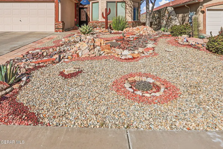 2519 Silver Hawk Avenue, Las Cruces, NM 88011 - #3