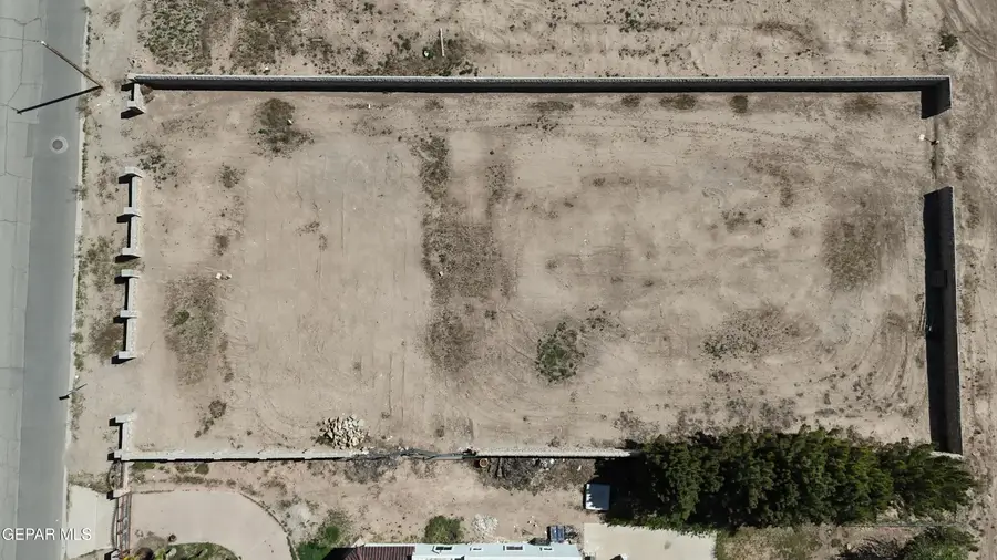 11740 Flor Del Rio Street, Socorro, TX 79927 - #2