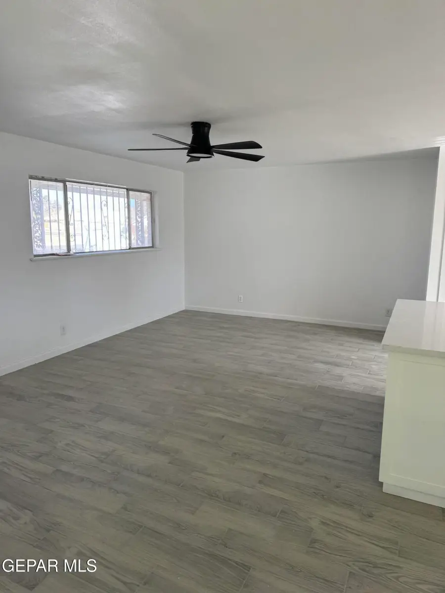 3220 Wedgewood Drive, El Paso, TX 79925 - #3