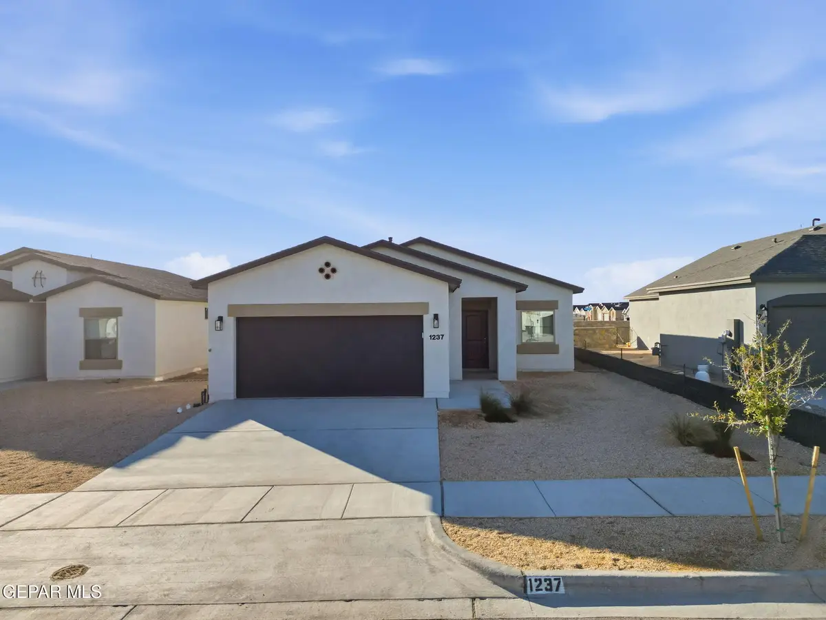 13820 Summer Wave Avenue, El Paso, TX 79928 - #1
