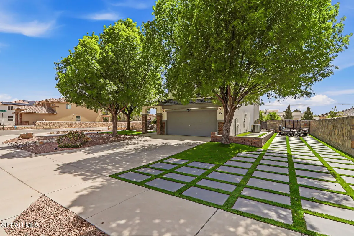 600 Valley Plum Avenue, El Paso, TX 79932 - #1