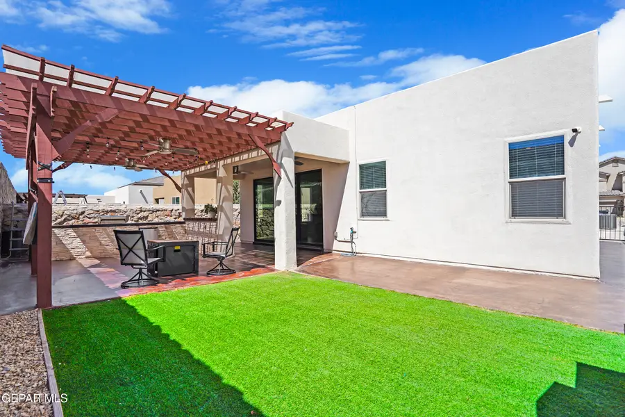 13660 Ness Avenue, Horizon City, TX 79928 - #3