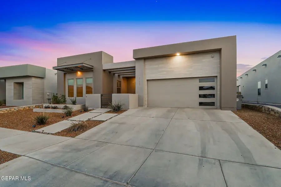 7372 Mule Team Drive, El Paso, TX 79911 - #2