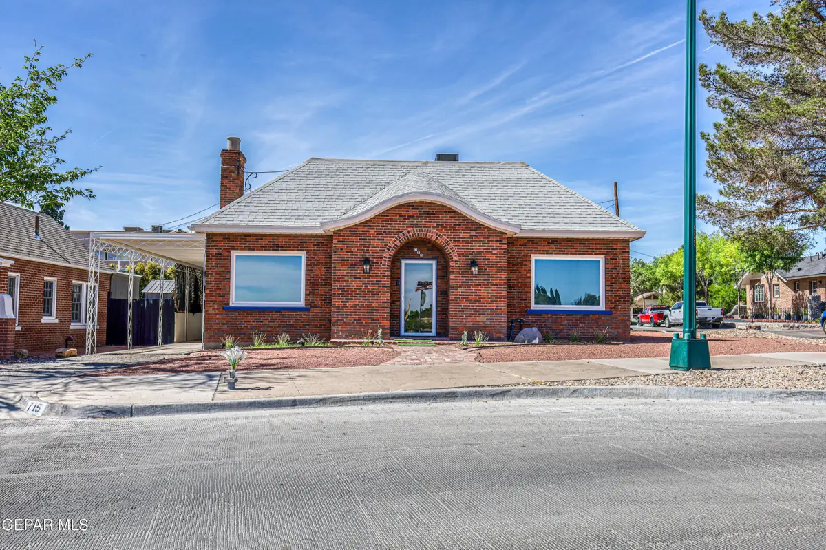 715 E Robinson Avenue, El Paso, TX 79902 - #1