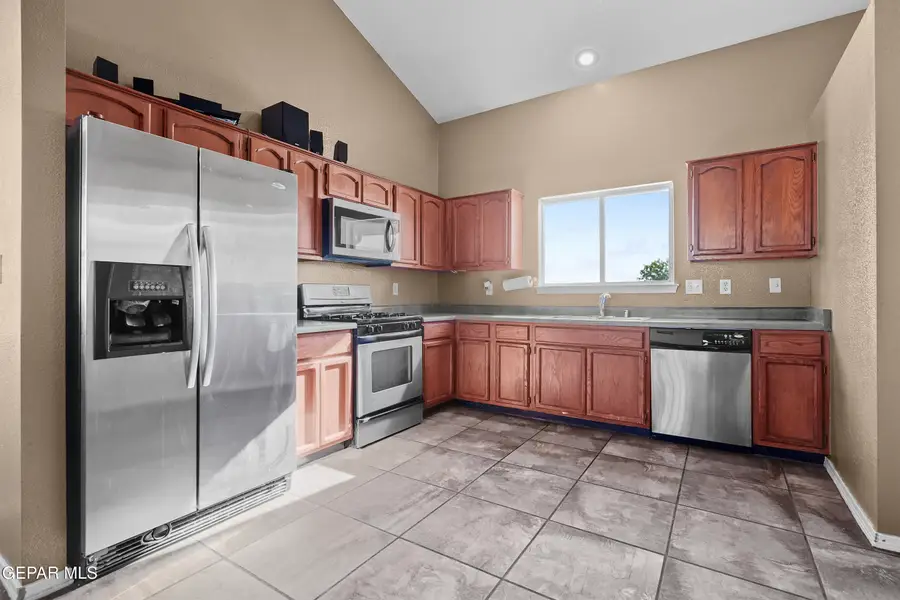 11984 Mesquite Miel Drive, El Paso, TX 79934 - #3