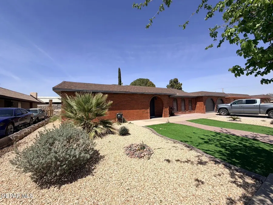 3709 Roslyn Drive, Horizon City, TX 79928 - #2