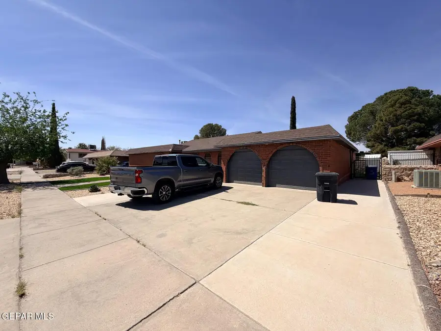 3709 Roslyn Drive, Horizon City, TX 79928 - #3