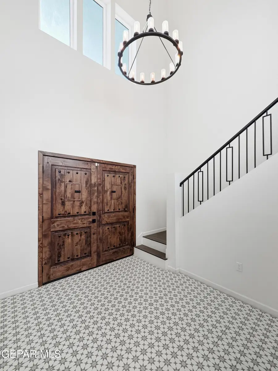 871 Country Club Road #5B, El Paso, TX 79932 - #3