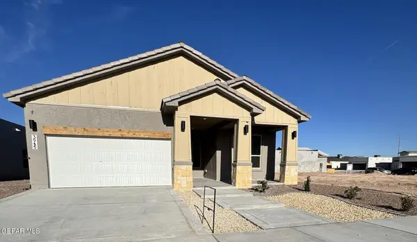 3945 Peak Place, El Paso, TX 79938