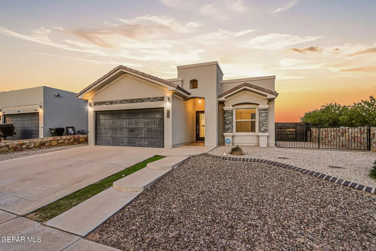 932 Penrith Street, El Paso, TX 79928 - #1