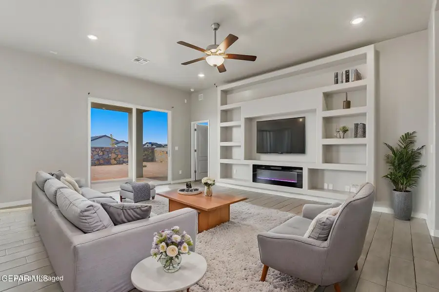 911 Dewsbury Way, Horizon City, TX 79928 - #3