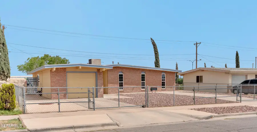 944 Mallett Street, El Paso, TX 79907 - #3