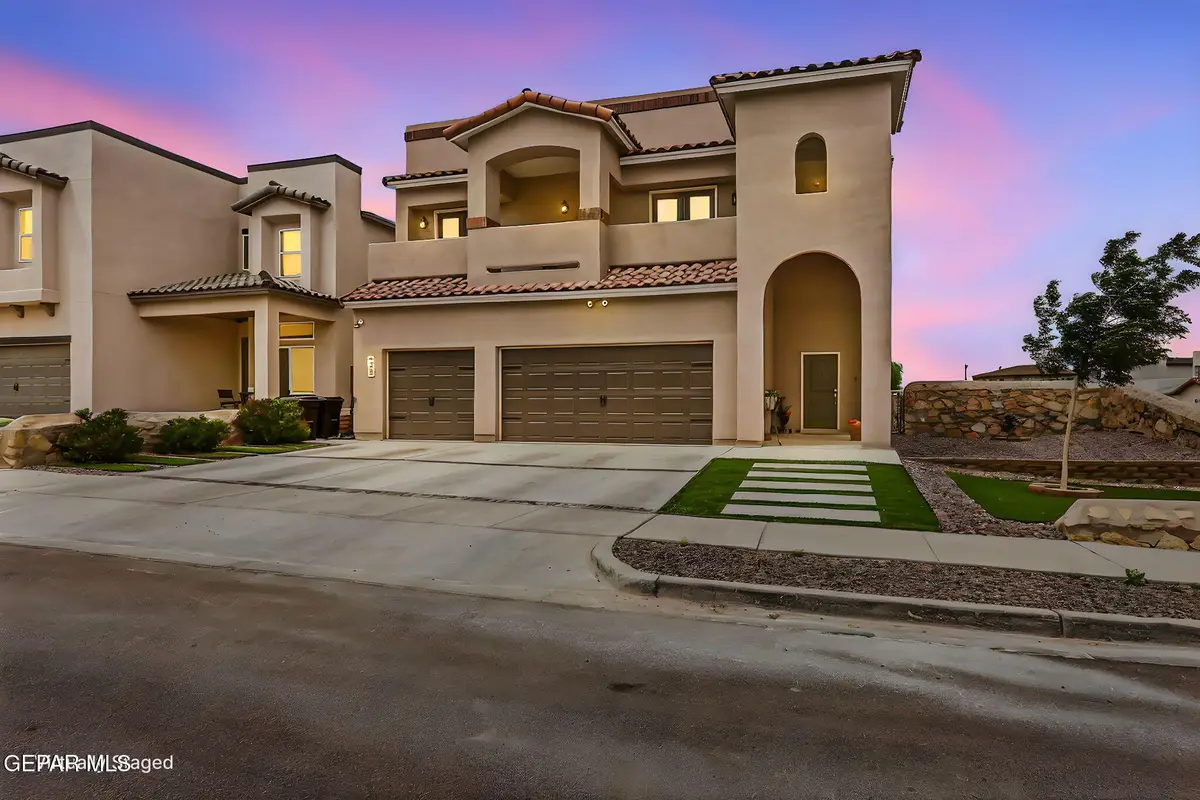 672 La Entrada Circle, Sunland Park, NM 88063 - #1