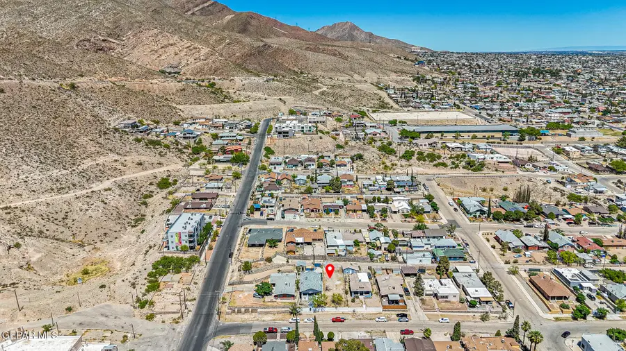 2111 Tremont Avenue, El Paso, TX 79930 - #3