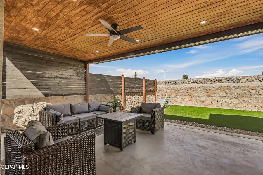 123 Via Rojas Drive, Horizon City, TX 79928 - #3