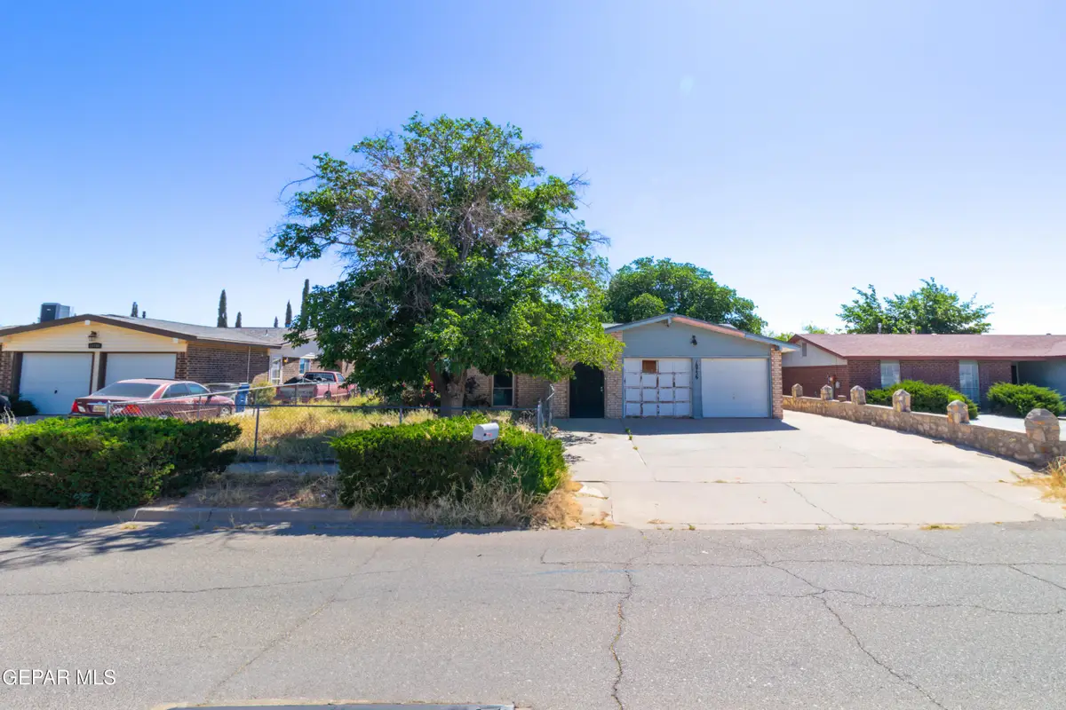 10756 Fort Worth Street, El Paso, TX 79924 - #1