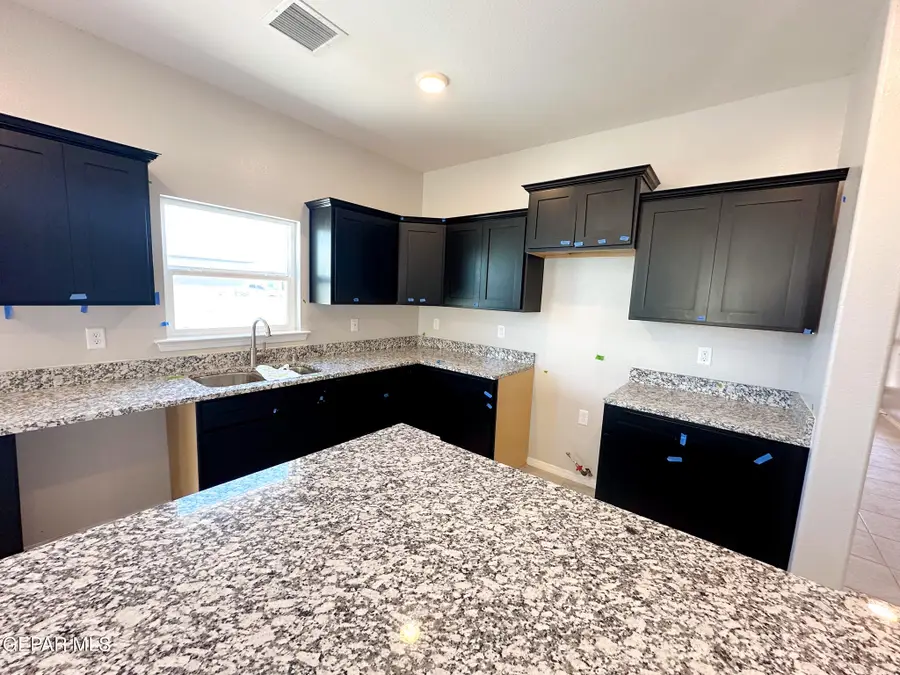 7369 Norte Grande Drive, El Paso, TX 79934 - #2