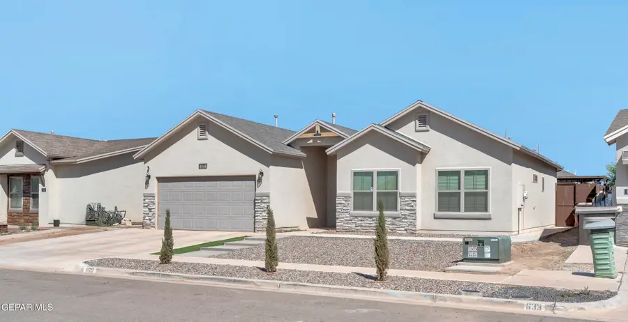 629 Adrian Arellano Street, Socorro, TX 79927 - #2