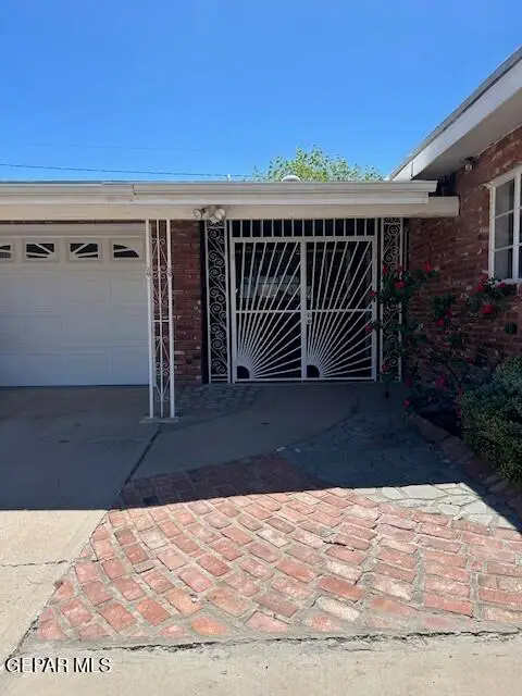 508 Granada Avenue, El Paso, TX 79912 - #3