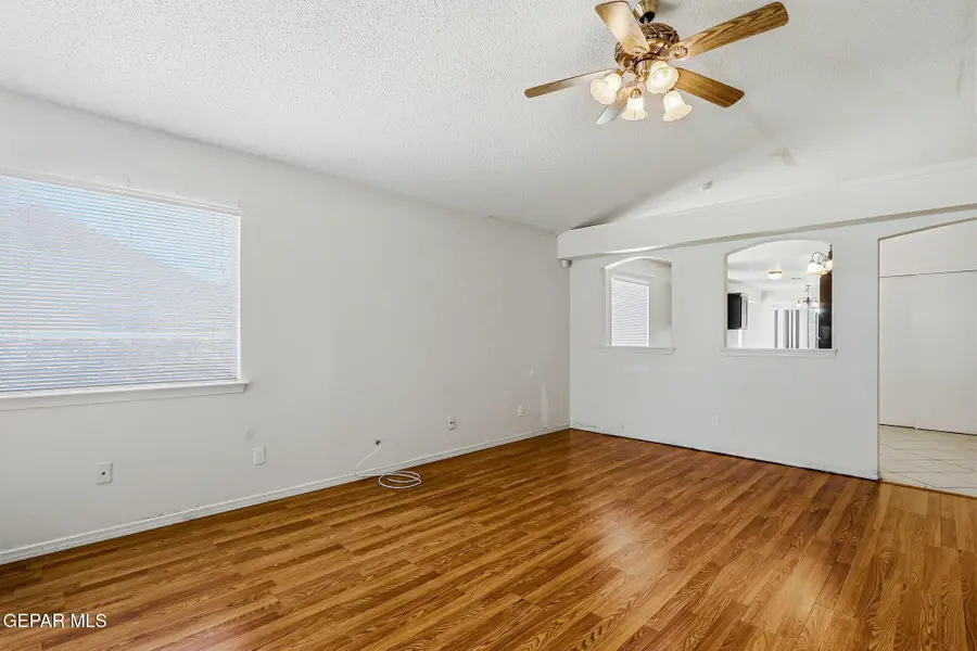 4740 Hilario Hernandez, El Paso, TX 79938 - #3