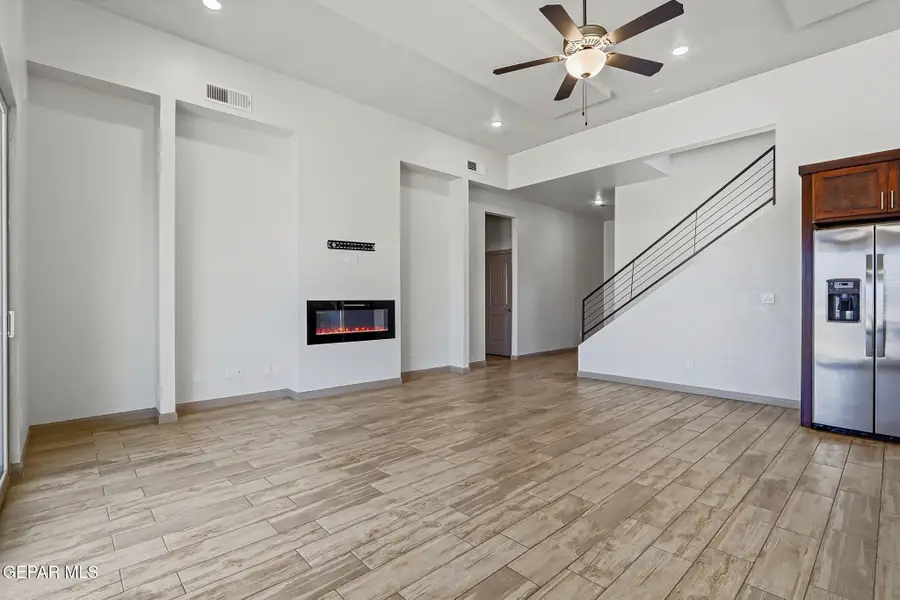 7825 Enchanted View Drive, El Paso, TX 79911 - #3