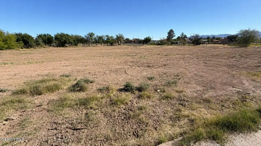 1010 Maximo Street, El Paso, TX 79932 - #2