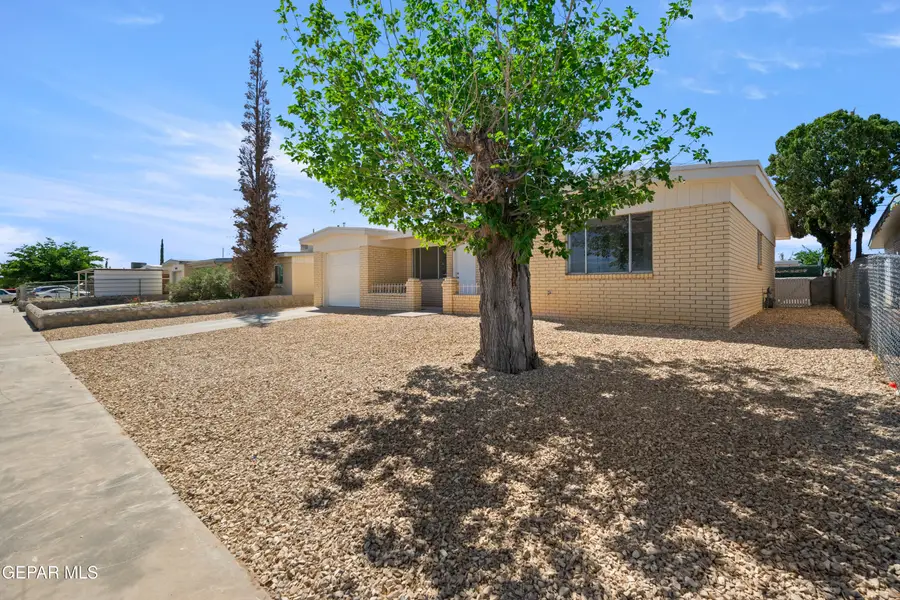 5604 Sarah Anne Avenue, El Paso, TX 79924 - #3