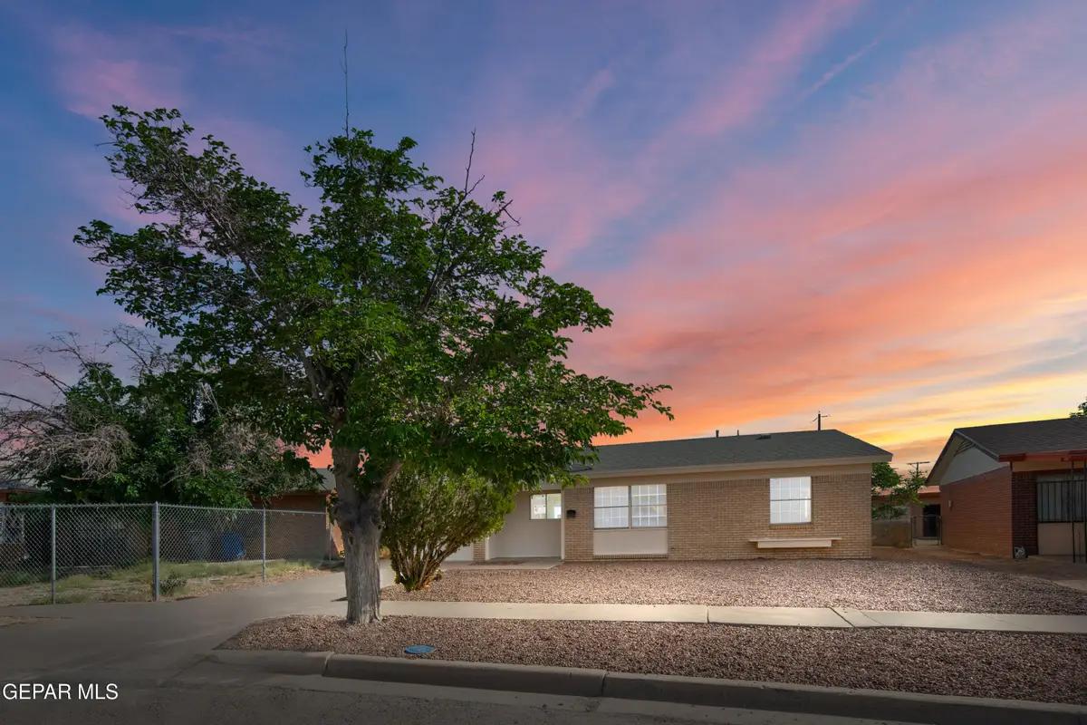 5525 Edmonton Avenue, El Paso, TX 79924 - #1