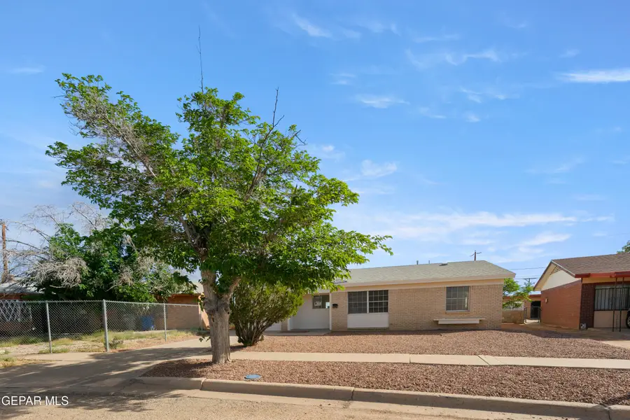 5525 Edmonton Avenue, El Paso, TX 79924 - #2