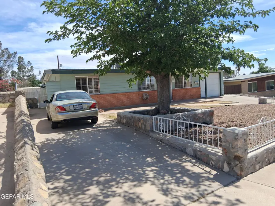 308 Monica Court, El Paso, TX 79932 - #2
