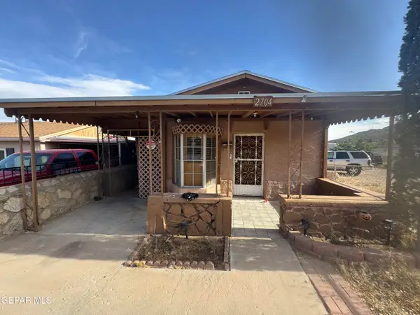 2704 Porter Avenue, El Paso, TX 79930