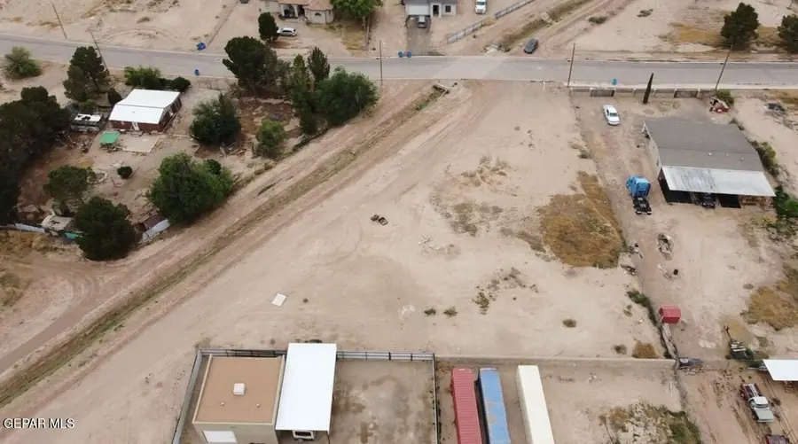 11821 Flor Del Rio Street, Socorro, TX 79927 - #3