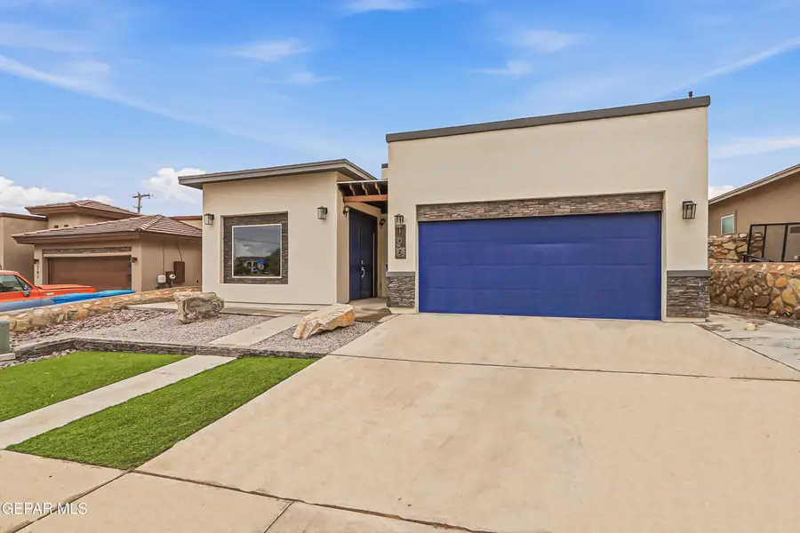 105 N Stoneside Drive, El Paso, TX 79928 - #2
